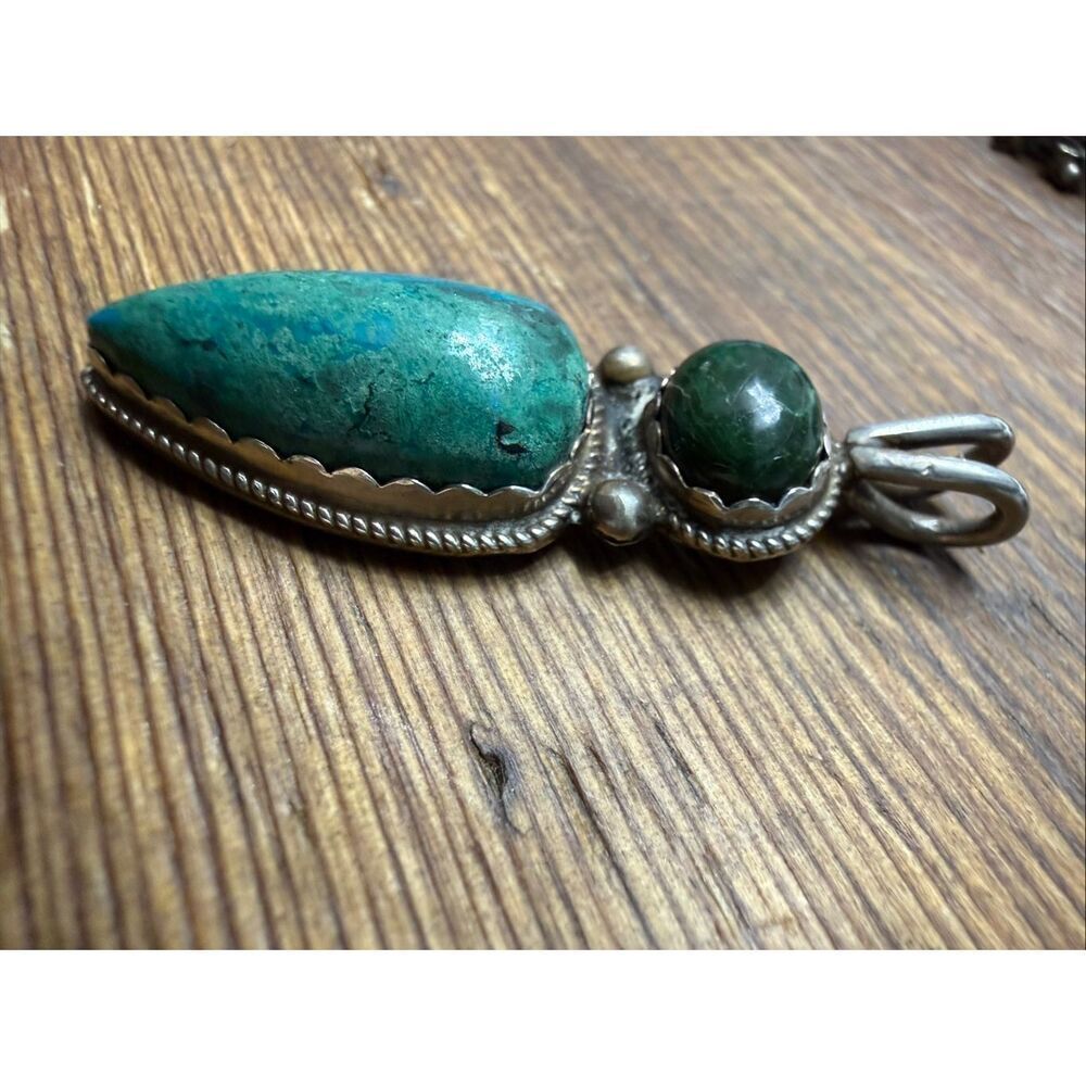 Beautiful vintage sterling silver pendant stamped NJ Sterling, Southwestern / ar - Picture 2 of 6